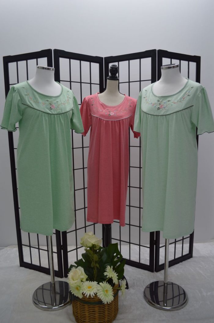Camisa de dormir mangas borboletas bordado rosas, Coral, Verde menta , Oliva