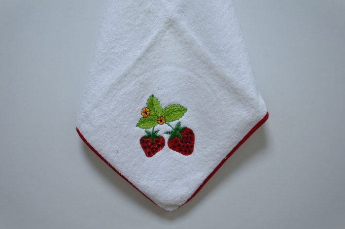 Pano de cozinha, Bordado Morango