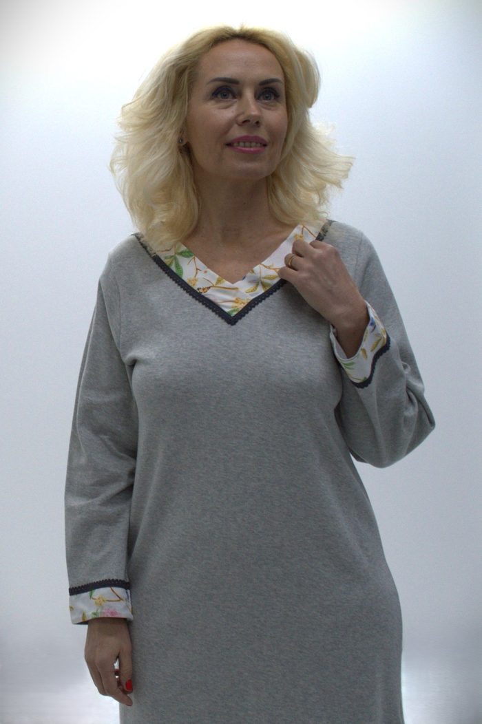 Conjunto de senhora de duas peças, Cinza